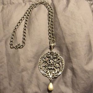 Vintage Avon Necklace